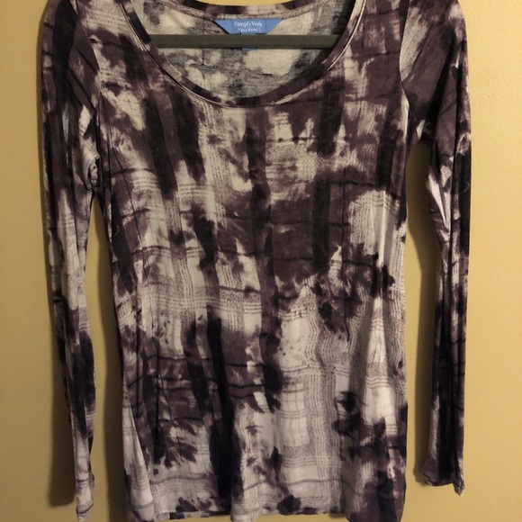 Vera Wang Tops - Long Sleeved Shirt